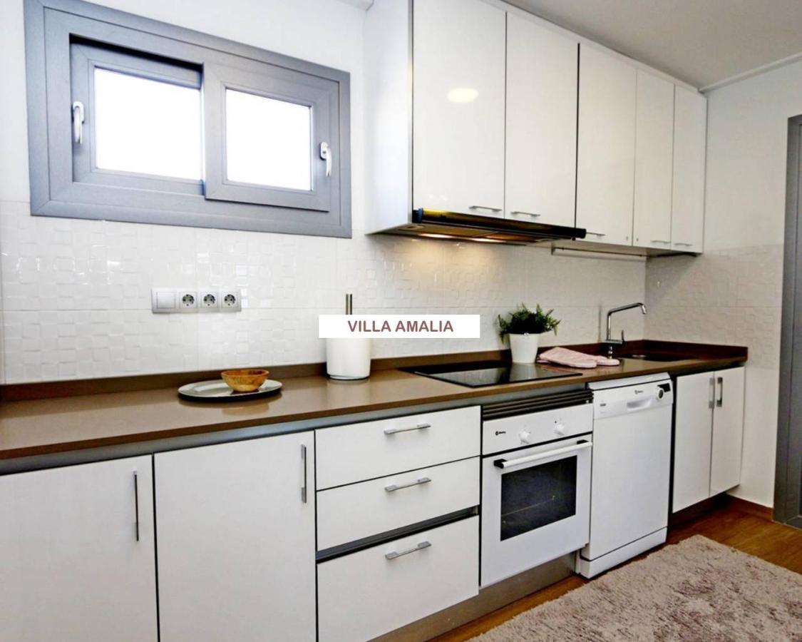 Beach Apartment Amalia Торевьиа Экстерьер фото
