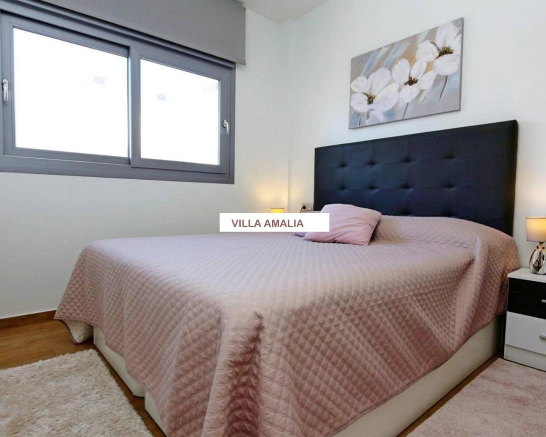 Beach Apartment Amalia Торевьиа Экстерьер фото